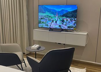 استديو انيق بأجواء وموقع مميز 