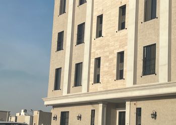 استديو بسرير ماستر وجلسة جانبية