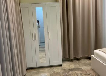 شاليه بألعاب أطفال ومسبح