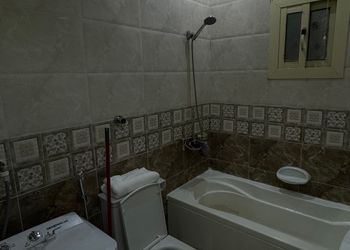 شقة بغرفة معيشة وغرفة نوم 