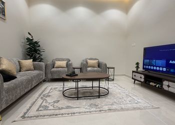 شقة بغرفتين نوم وصالة 