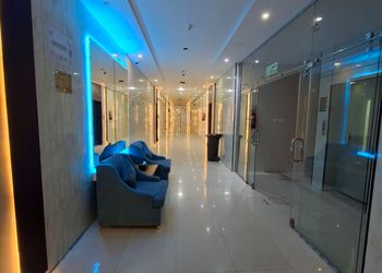 غرفة سرير ماستر بدورة مياة
