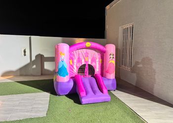 استراحة بجلسة خارجية ومسبح خارجي