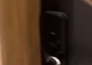استديو بسرير ماستر وجلسة جانبية