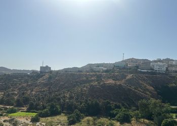 استديو هادئ بسرير ماستر 