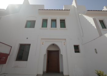 فيلا بصاله وإطلاله عالبحر 