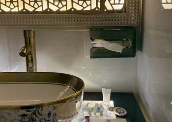 استديو هادئ بدخول ذاتي 