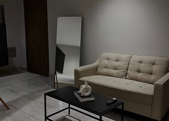 استديو بسرير ماستر وجلسة جانبية 