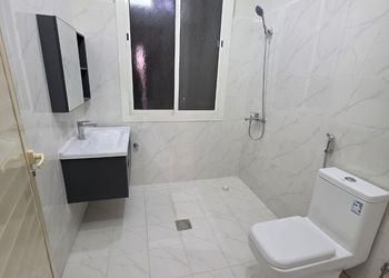 شقه مميزه بفناء خارجي 