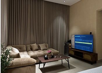 استديو بدخول ذاتي وسرير مريح 