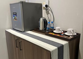 استديو بأثاث مريح وبسيط 