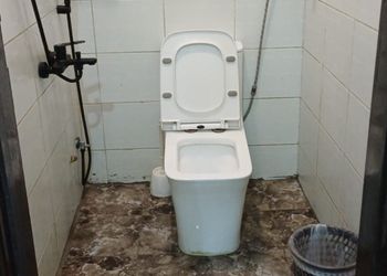استديو بجلسة جانبية 