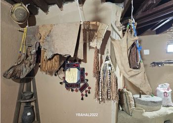مزرعة بجلسة مطلة على مدرجات زرع