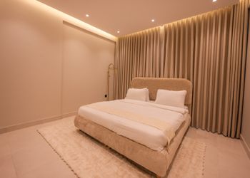 شقة بتصميم أنيق ودخول ذاتي 