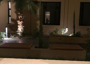 شقة بغرفة معيشة وغرفتين نوم 