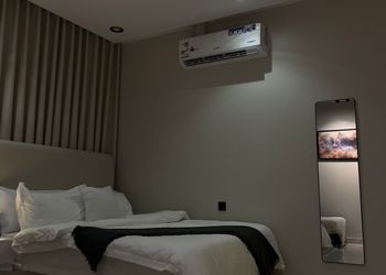 استديو بدخول ذاتي وسرير مريح 