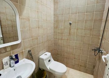 استديو بسرير ماستر وجلسة جانبية 
