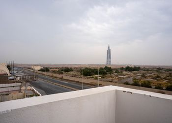 استديو بسرير ماستر وجلسة جانبية