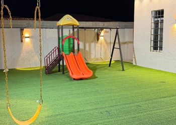 كوخ بجلسة خارجية وأجواء ممتعة 