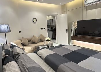 استديو بدخول ذاتي وتصميم أنيق 