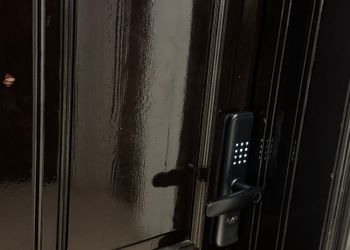 شقة بغرفتين نوم وصالة 