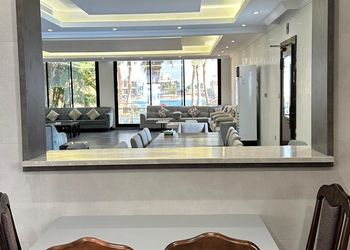 فيلا بغرف نوم وجلسة خارجية