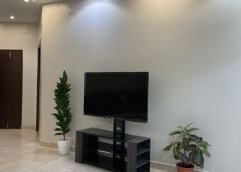 شاليه بجلسة خارجية وألعاب مائية 
