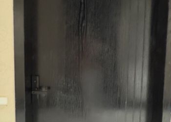 استديو بسرير ماستر وجلسة جانبية