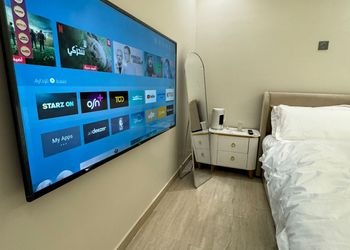 استديو هادئ بسرير ماستر 