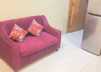 استديو بسرير ماستر وجلسة جانبية 
