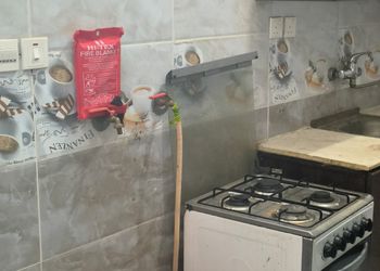 شقة بغرفة نوم وصالة جلوس 