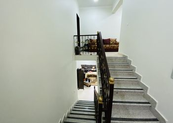 فيلا بجلسة خارجية  مع 4 غرف نوم