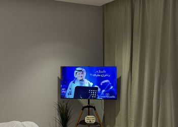 استديو بسرير ماستر وجلسة جانبية 