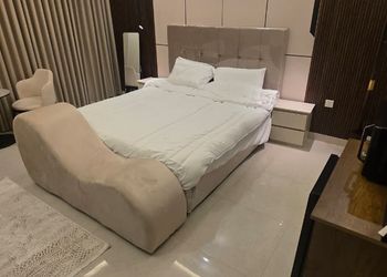 استديو بسرير ماستر
