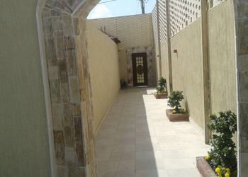 استراحة بمجالس ومسبح داخلي 