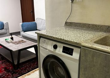 شقة  راقية بموقع استثنائي مميز