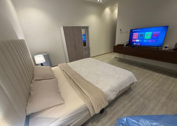 استديو بسرير ماستر