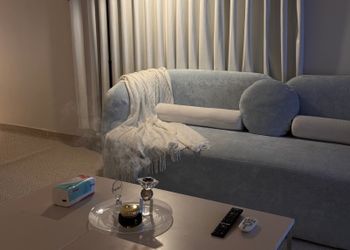 استديو بسرير ماستر