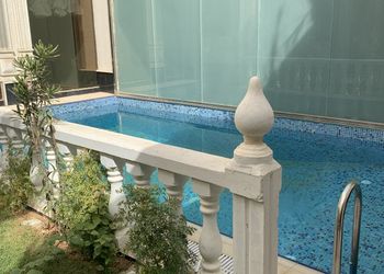 شالية بمسبح خارجي و جاكوزي