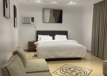استديو بسرير ماستر ودخول ذاتي 
