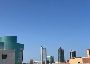 استديو بسرير ماستر وجلسة جانبية