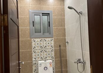 شقة بغرفة جلوس وغرفة نوم 