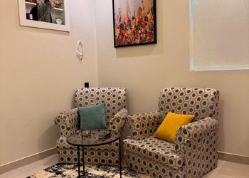 استديو بسرير ماستر وأثاث مريح 