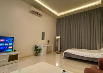 استديو بسرير ماستر ودخول ذاتي