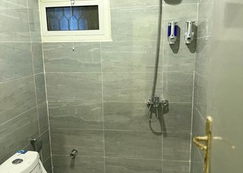 استديو هادئ بدخول ذاتي 