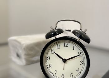 شقة بصالة وغرفة نوم دخول ذاتي 