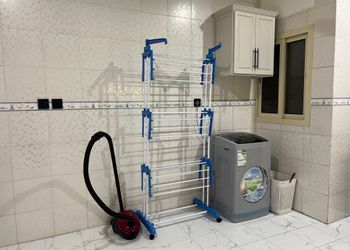 استديو بتصميم أنيق ودخول ذاتي 