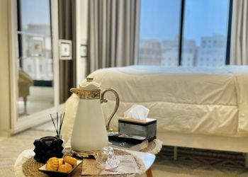 استديو بسرير ماستر وجلسة جانبية 