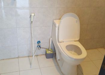 شاليه بصاله انيقة وجلسة خارجية