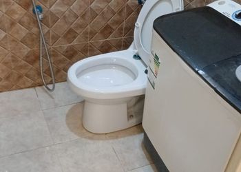 شاليه بمجلس ومسبح داخلي 